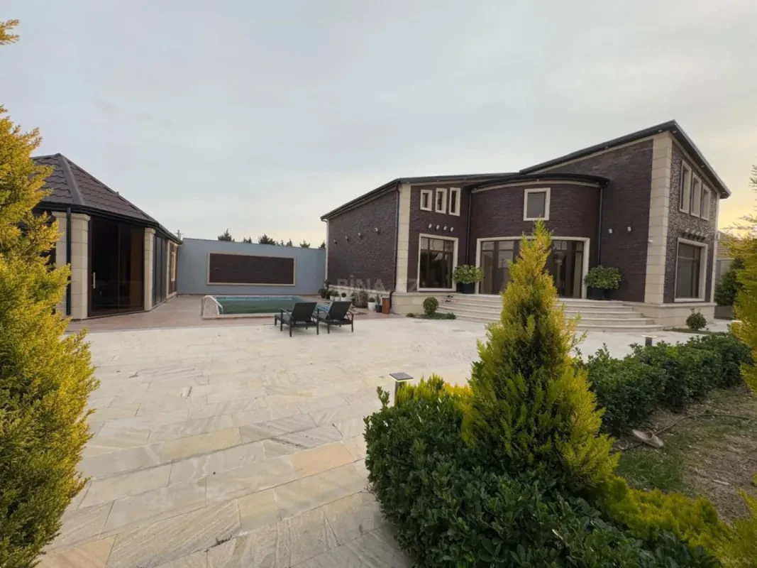 Kirayə verilir 4 otaqlı həyət evi 220 m²