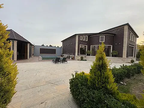 Kirayə verilir 4 otaqlı həyət evi 220 m² — Bakı, Mərdəkan 4 otaq 220.00 m²
