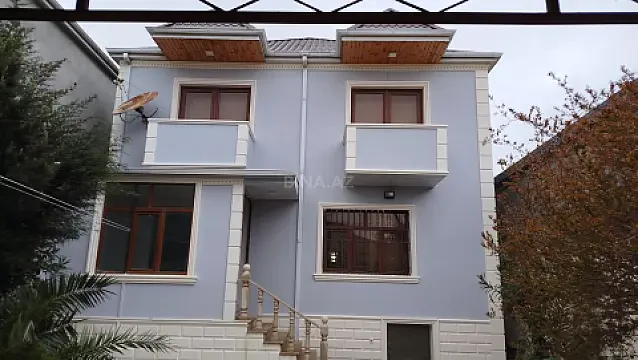 Satılır 4 otaqlı həyət evi 200 m² — Bakı, Buzovna 4 otaq 200.00 m²