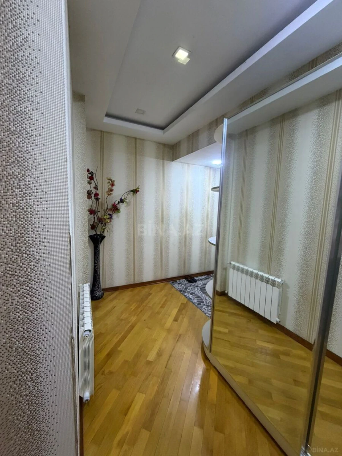 Kirayə verilir 3 otaqlı mənzil 110 m²