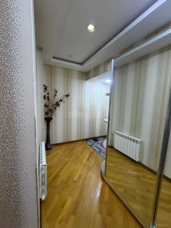 Kirayə verilir 3 otaqlı mənzil 110 m²