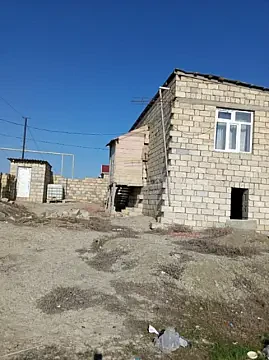 Satılır 2 otaqlı həyət evi 90 m²
