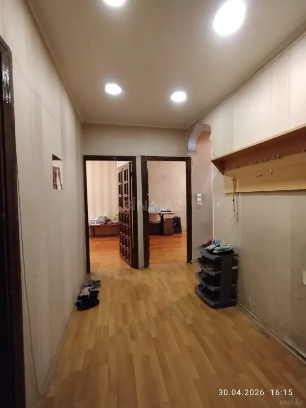 Satılır 4 otaqlı mənzil 100 m²