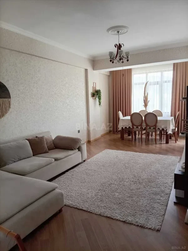 Satılır 3 otaqlı mənzil 120 m²