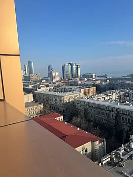 Kirayə verilir 4 otaqlı mənzil 250 m² — Bakı, Sahil qəs. 4 otaq 250.00 m²