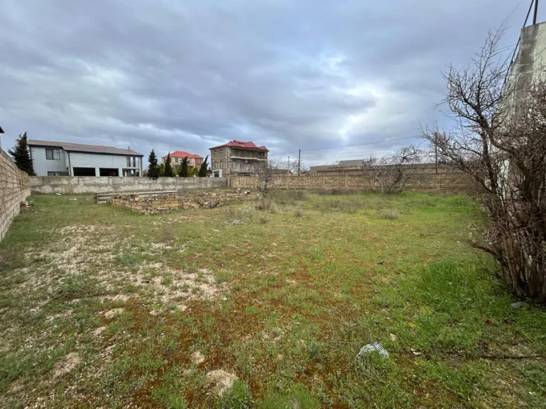 Satılır torpaq sahəsi 12 m²