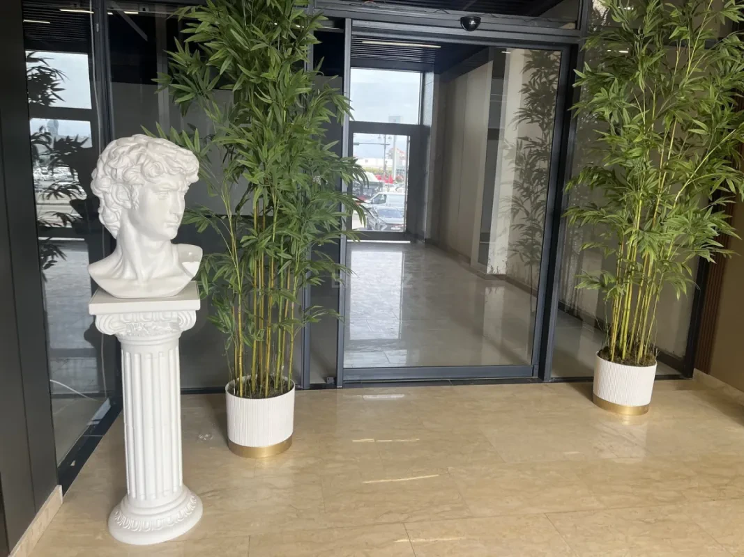 Kirayə verilir 5 otaqlı ofis 110 m²