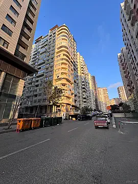 Satılır 3 otaqlı mənzil 100 m² — Bakı 3 otaq 100.00 m²