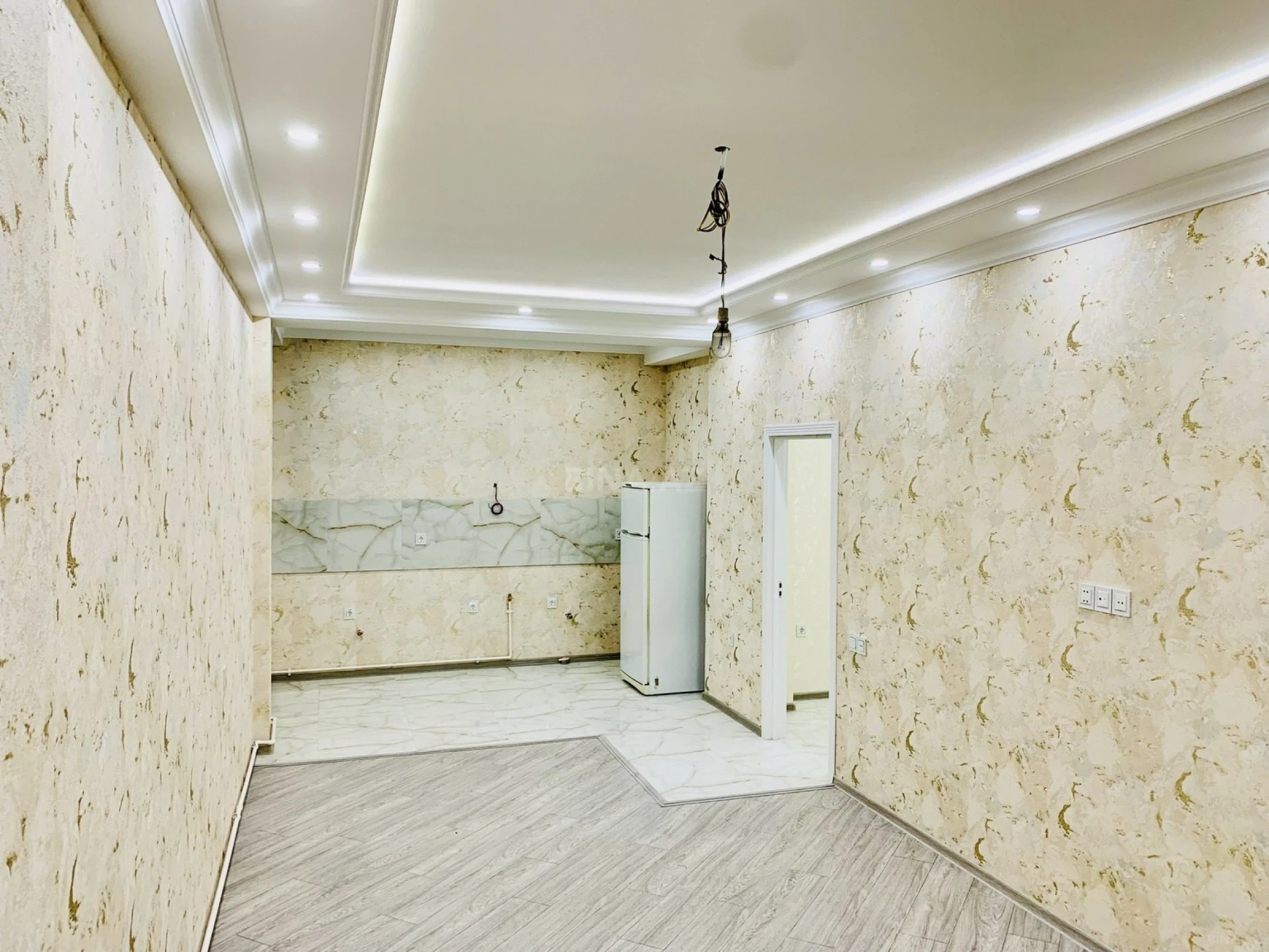Satılır 3 otaqlı mənzil 84.6 m²