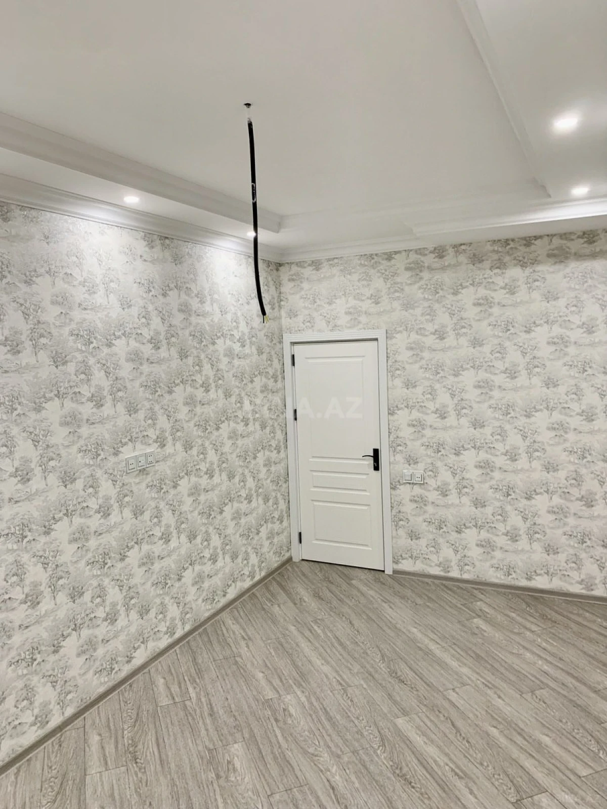Satılır 3 otaqlı mənzil 84.6 m²