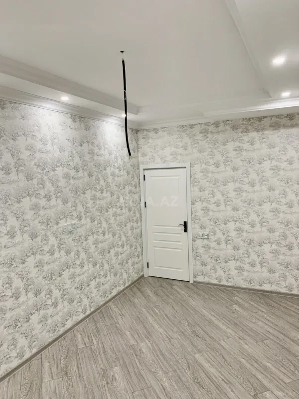 Satılır 3 otaqlı mənzil 84.6 m²
