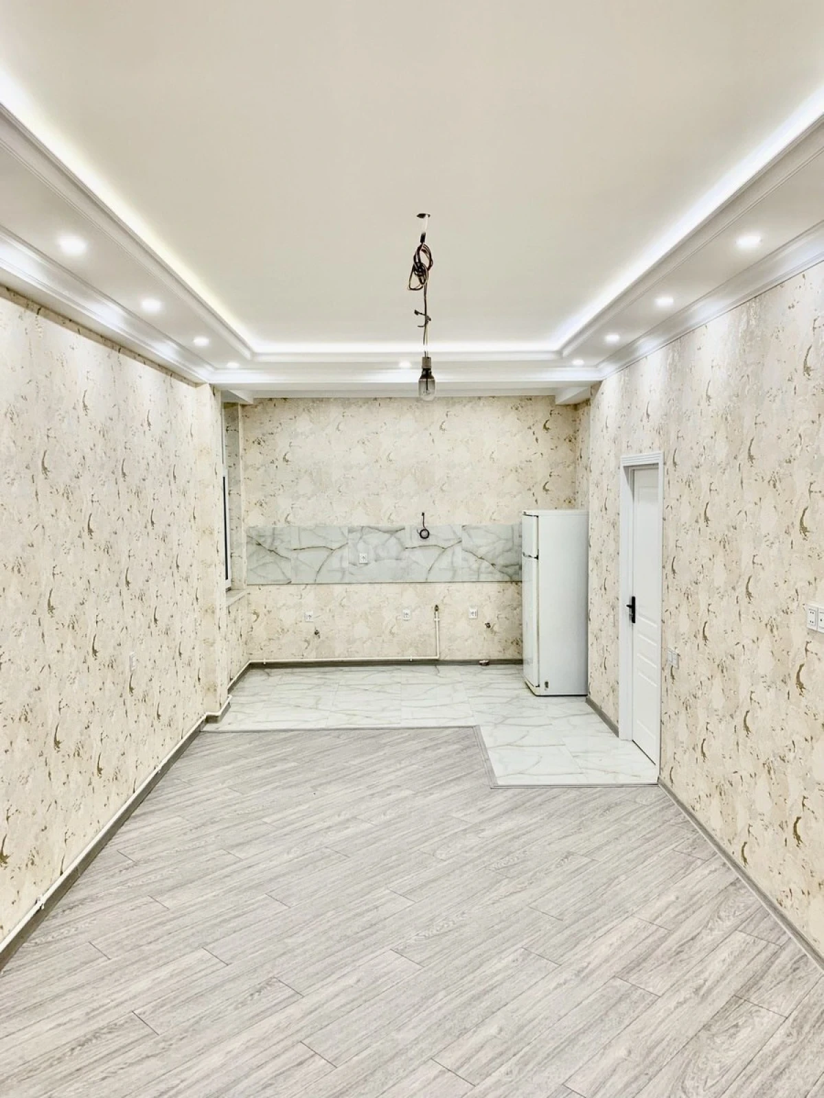 Satılır 3 otaqlı mənzil 84.6 m²