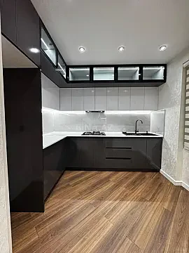 Satılır 2 otaqlı mənzil 67 m²