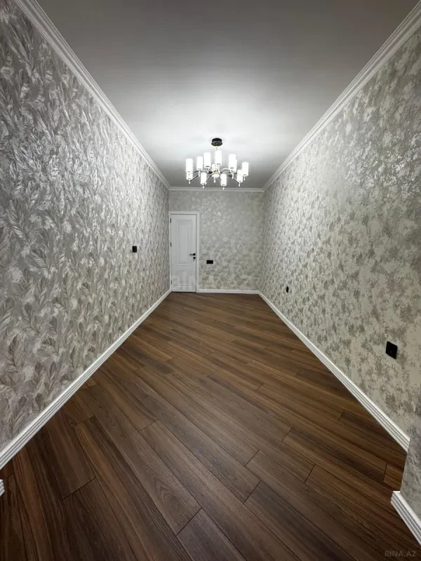 Satılır 2 otaqlı mənzil 67 m²