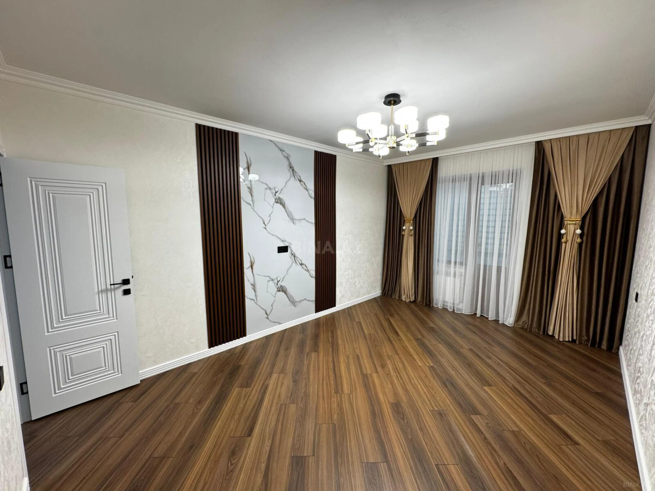 Satılır 2 otaqlı mənzil 67 m²