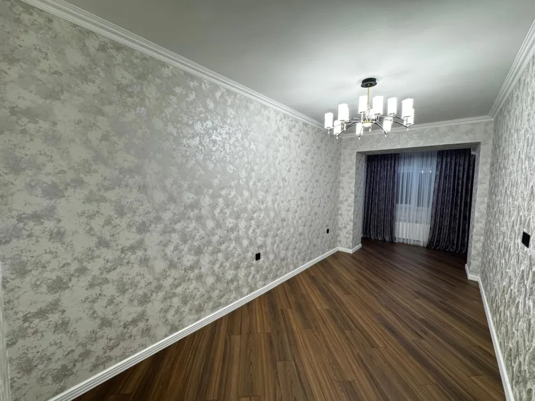 Satılır 2 otaqlı mənzil 67 m²