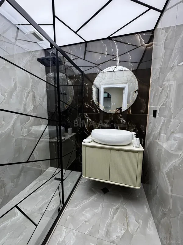 Satılır 2 otaqlı mənzil 67 m²