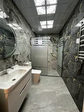Satılır 2 otaqlı mənzil 63 m²