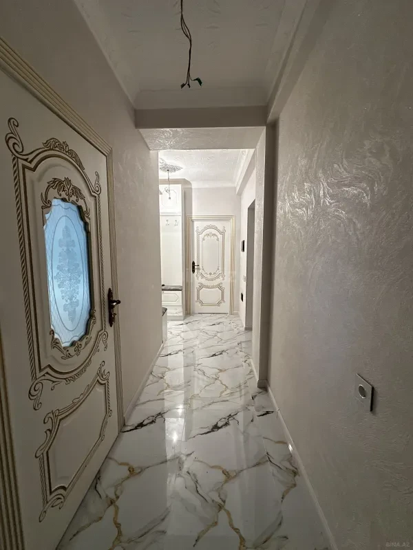 Satılır 2 otaqlı mənzil 63 m²