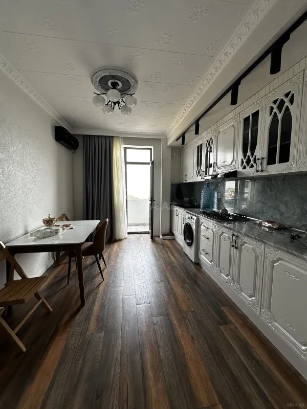 Satılır 2 otaqlı mənzil 63 m²