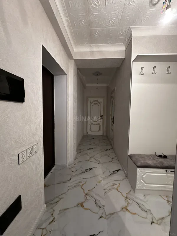 Satılır 2 otaqlı mənzil 63 m²