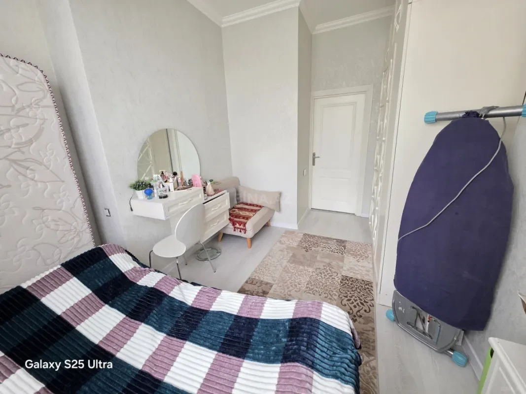 Satılır 2 otaqlı mənzil 60 m²