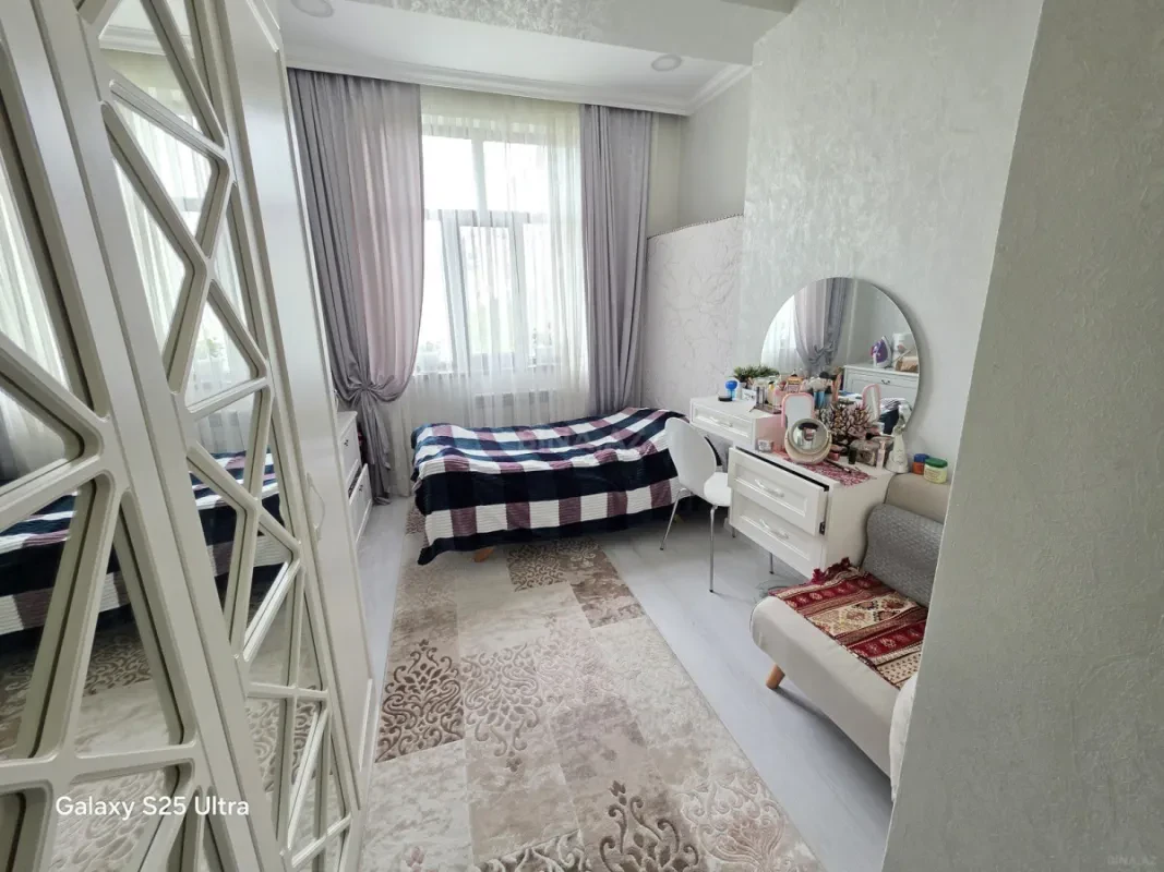 Satılır 2 otaqlı mənzil 60 m²