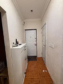 Satılır 3 otaqlı mənzil 57.7 m² — Bakı, Memar Əcəmi yanı 3 otaq 57.70 m²