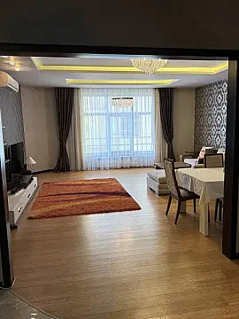 Kirayə verilir 3 otaqlı mənzil 160 m² — Bakı, Nizami 3 otaq 160.00 m²