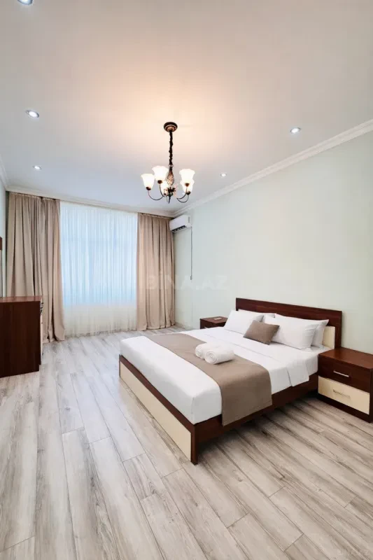 Kirayə verilir 3 otaqlı mənzil 110 m²
