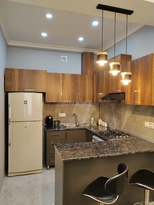Kirayə verilir 3 otaqlı mənzil 110 m²