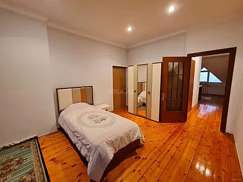 Kirayə verilir 6 otaqlı mənzil 320 m²