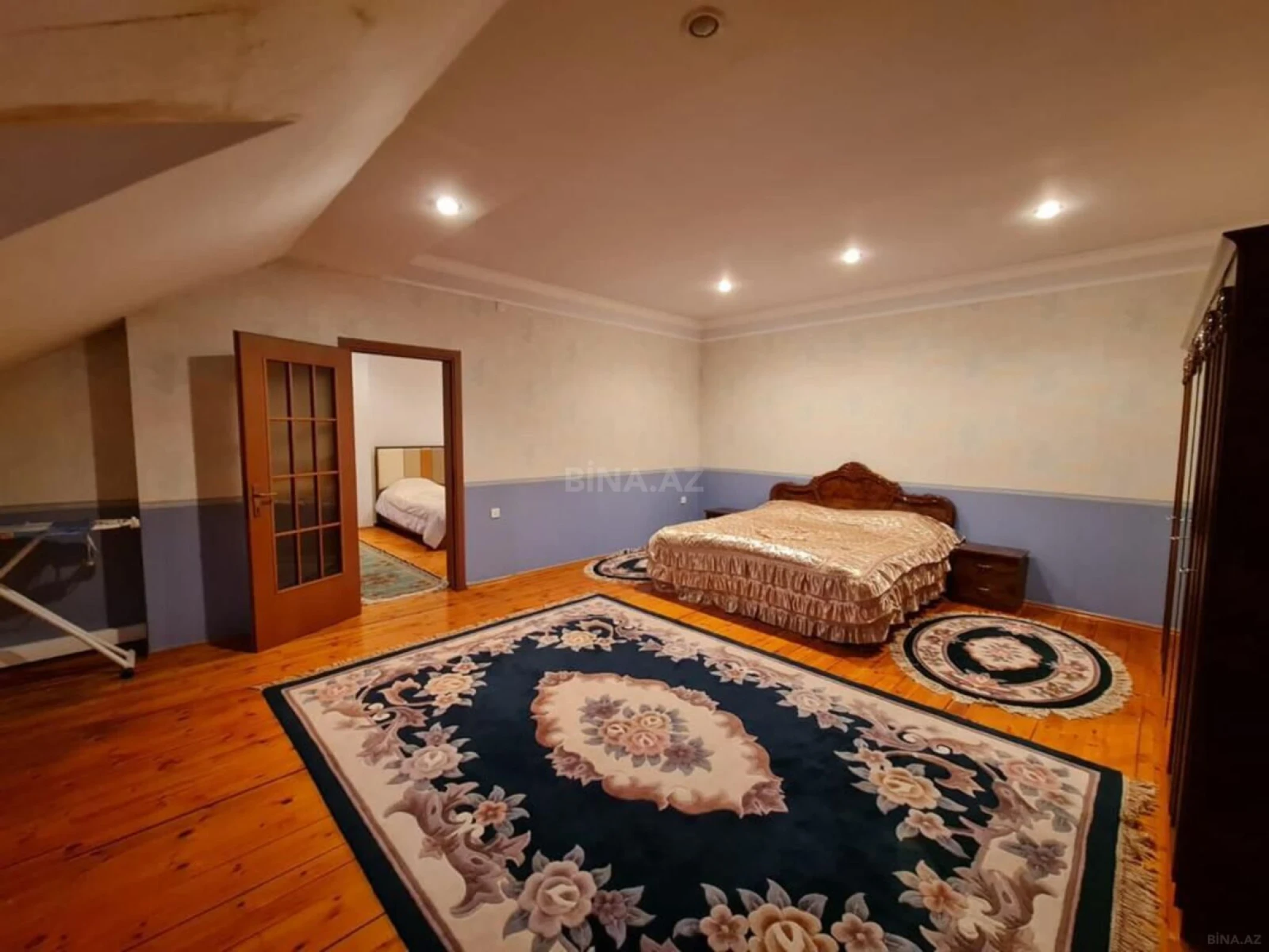 Kirayə verilir 6 otaqlı mənzil 320 m²