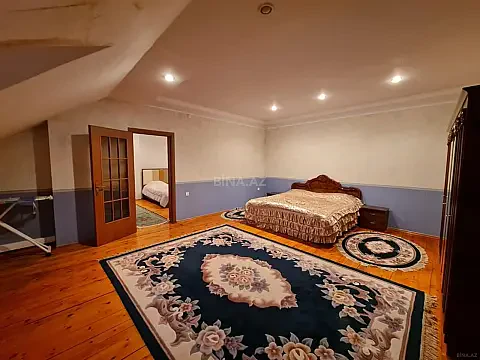 Kirayə verilir 6 otaqlı mənzil 320 m²