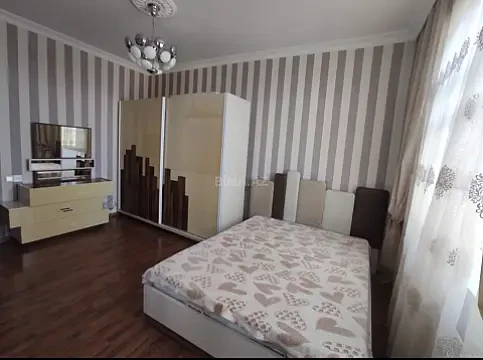 Kirayə verilir 3 otaqlı mənzil 130 m² — Bakı 3 otaq 130.00 m²