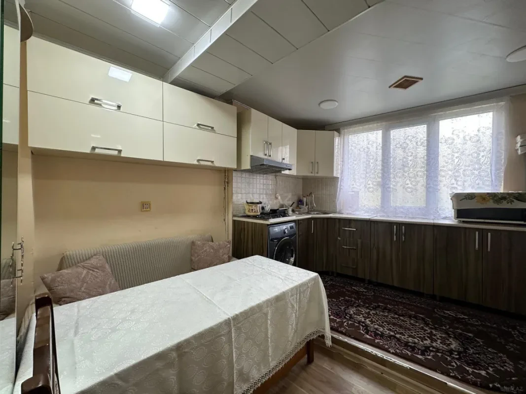 Satılır 2 otaqlı mənzil 65 m²