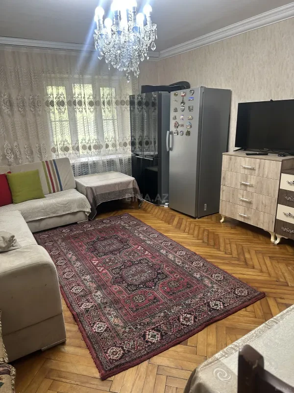 Satılır 2 otaqlı mənzil 65 m²