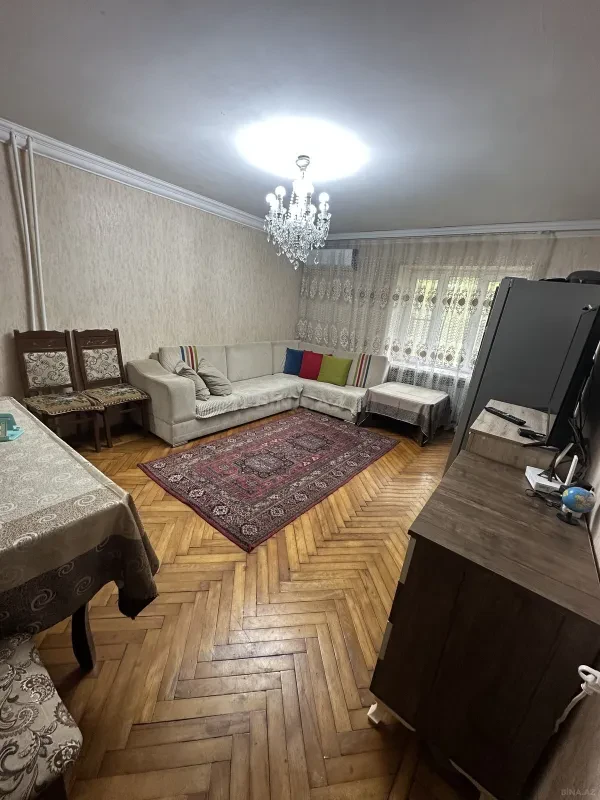 Satılır 2 otaqlı mənzil 65 m²