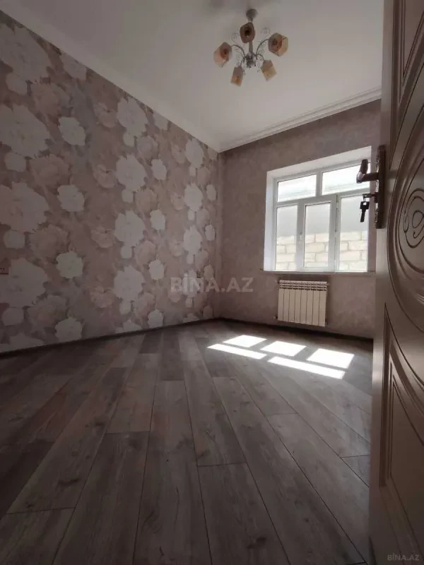 Satılır 4 otaqlı həyət evi 100 m²