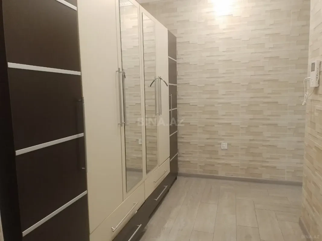 Kirayə verilir 2 otaqlı mənzil 65 m²