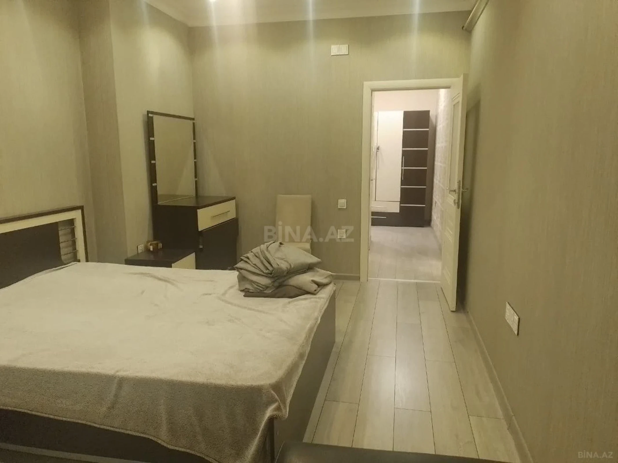 Kirayə verilir 2 otaqlı mənzil 65 m²