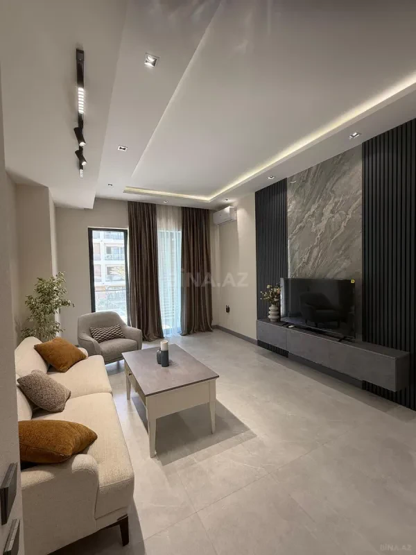Kirayə verilir 2 otaqlı mənzil 100 m²