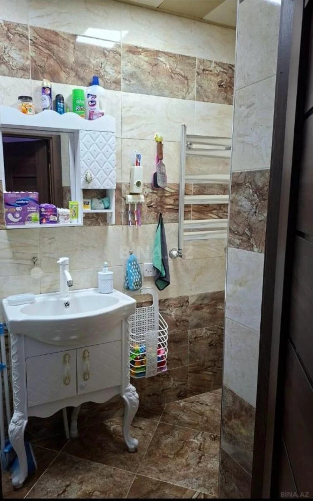 Kirayə verilir 2 otaqlı mənzil 70 m²