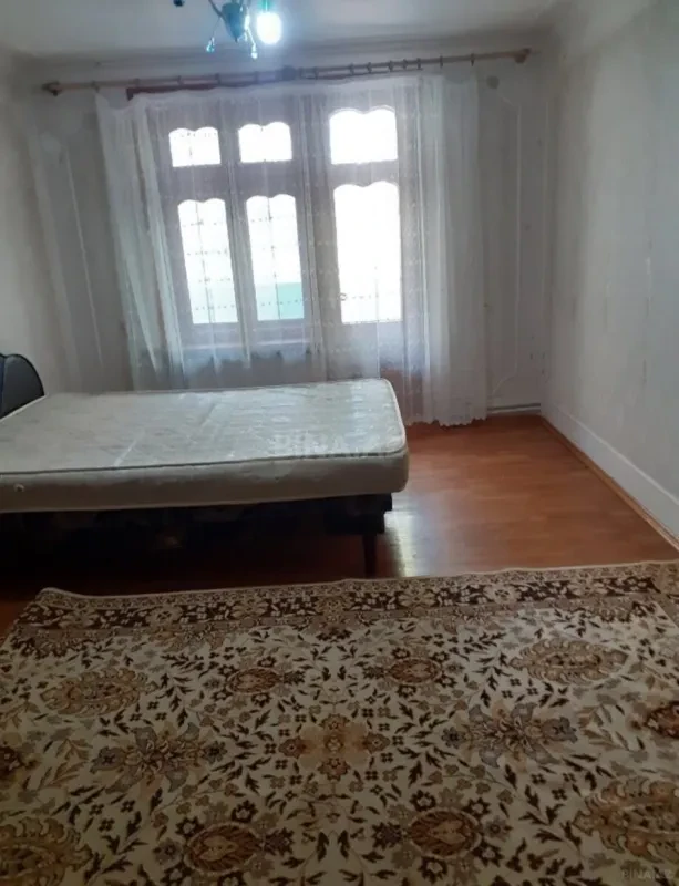 Kirayə verilir 3 otaqlı mənzil 65 m²