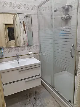 Satılır 3 otaqlı mənzil 132 m²