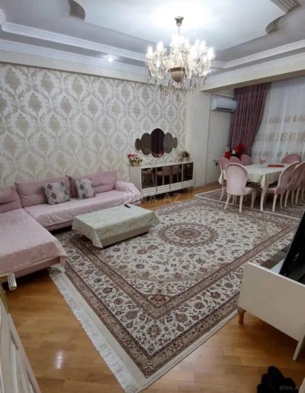 Satılır 3 otaqlı mənzil 132 m²
