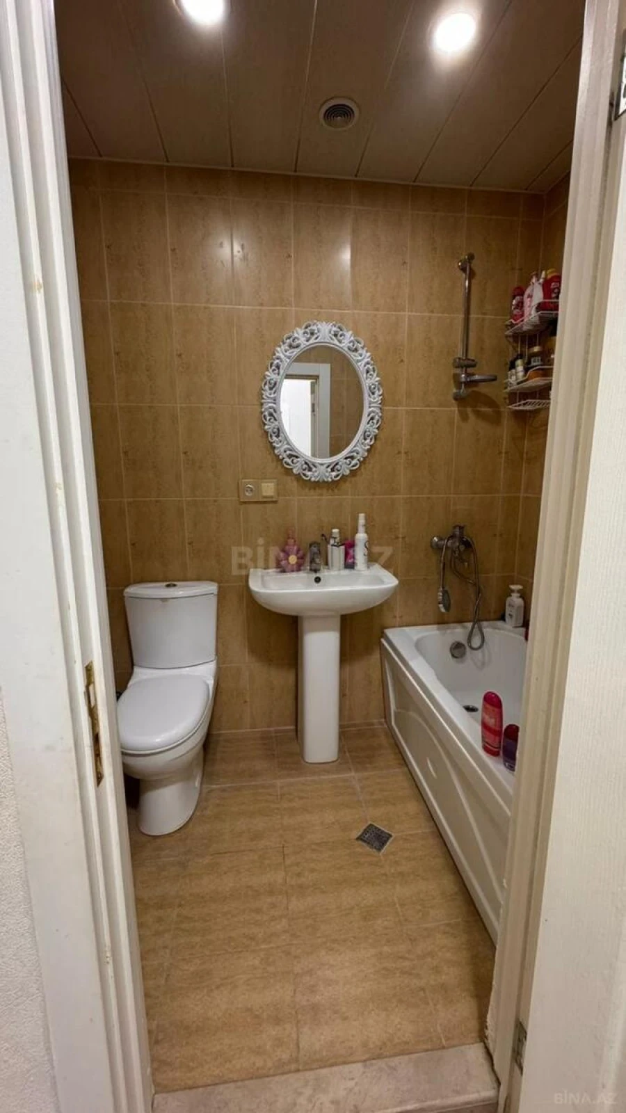 Satılır 1 otaqlı mənzil 42 m²
