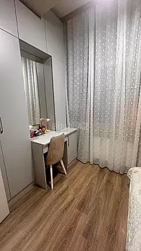 Satılır 1 otaqlı mənzil 42 m²