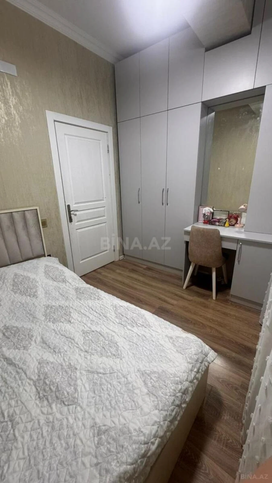 Satılır 1 otaqlı mənzil 42 m²
