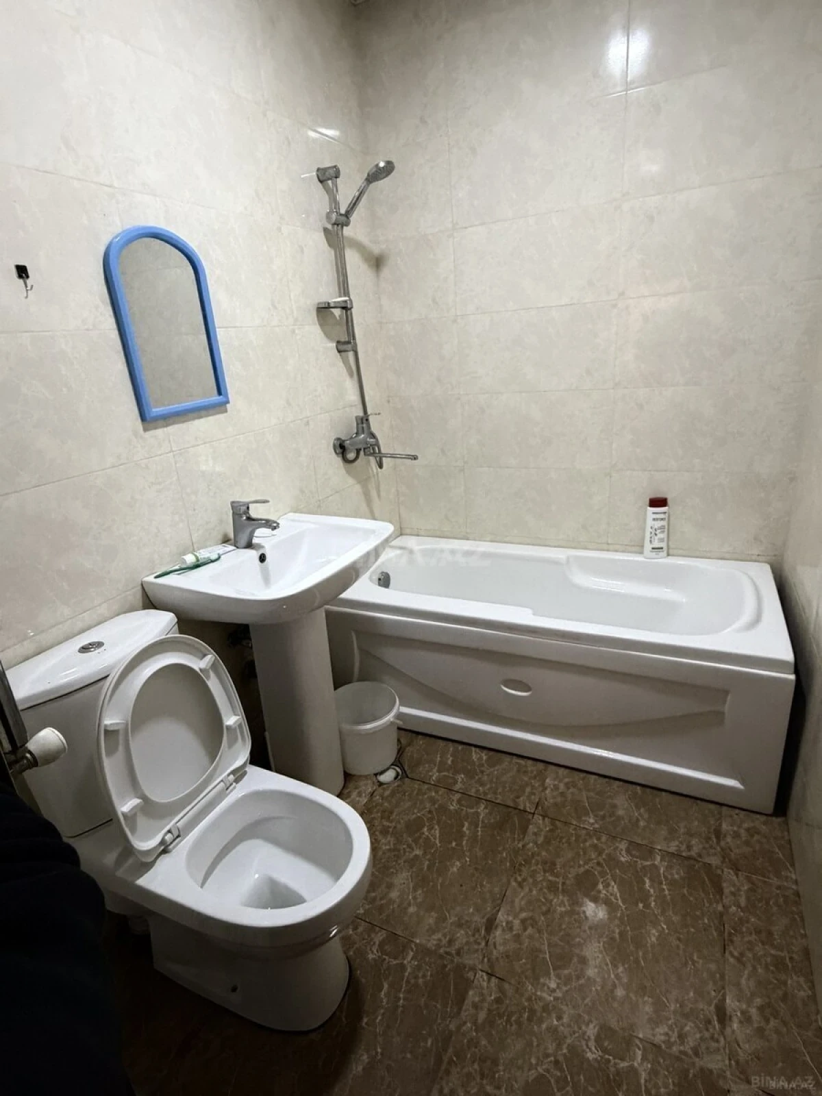 Kirayə verilir 2 otaqlı mənzil 58 m²